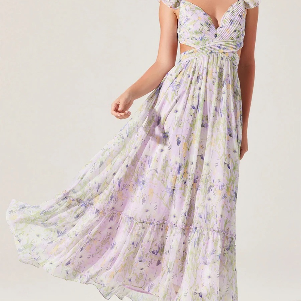 Astr Lavender Floral Maxi Dress